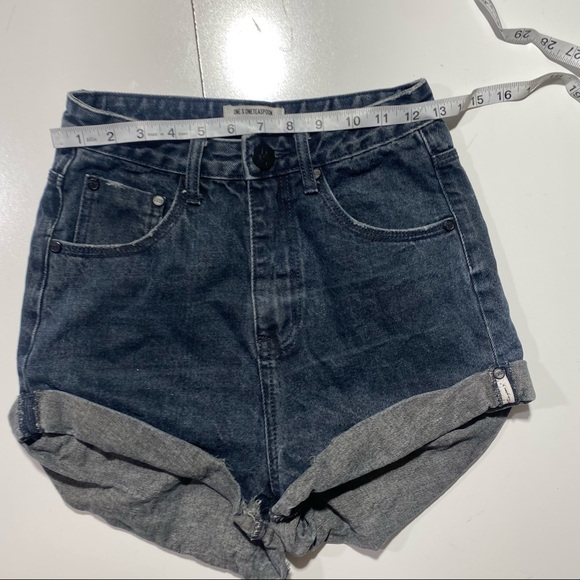 One Teaspoon Washed Black High Waisted Raw Hem Rolled Cuffed Shorts Size 25 - Picture 12 of 13
